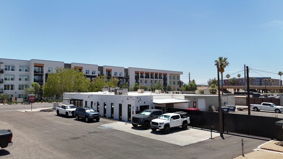 More Photos Of 4720 E Van Buren St, Phoenix Office For Lease