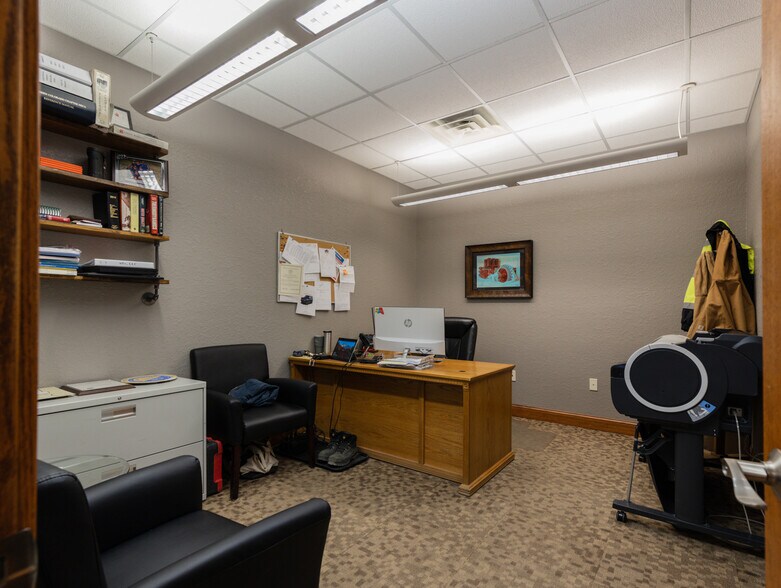 More Photos Of 1115 N Erie Ave, Pueblo Warehouse For Sale