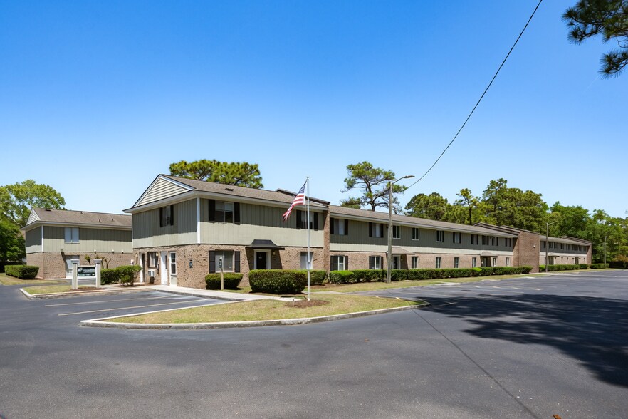 More Photos Of 12012 Middleground Rd, Savannah Apartments For Sale