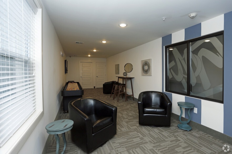 More Photos Of 200-202 Schley St, Garfield Apartments For Sale