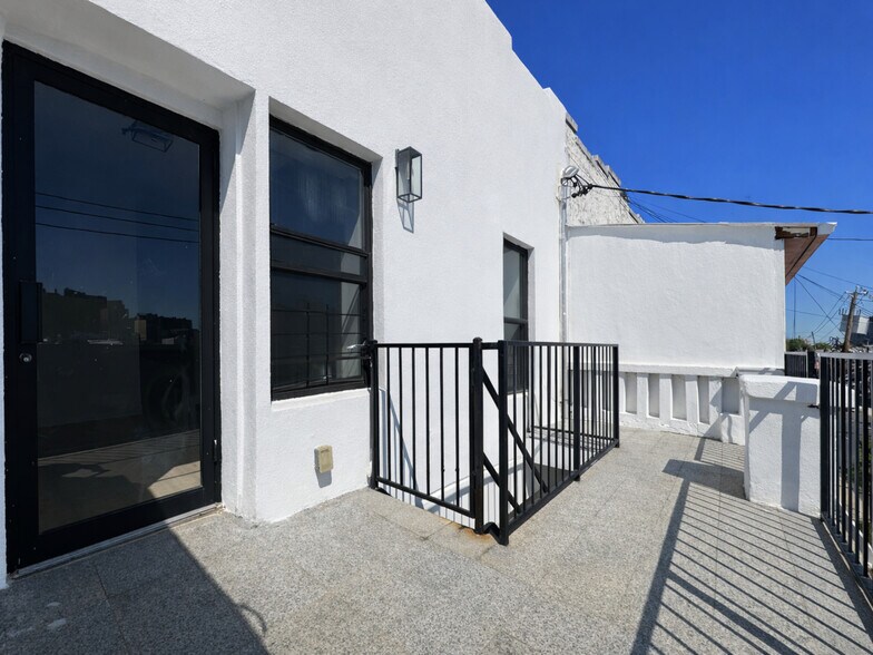 More Photos Of 2850 W 17th St, Brooklyn Apartments For Sale