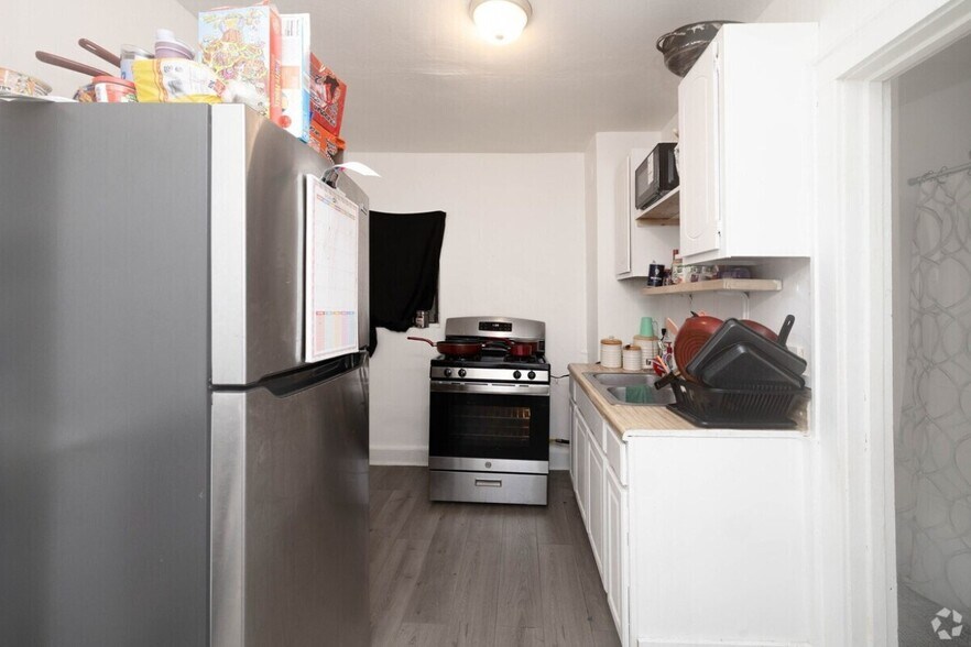 More Photos Of 1608 Tracy St, Endicott Multifamily For Sale