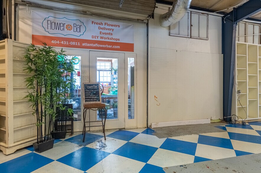 More Photos Of 660 Irwin St NE, Atlanta General Retail For Lease