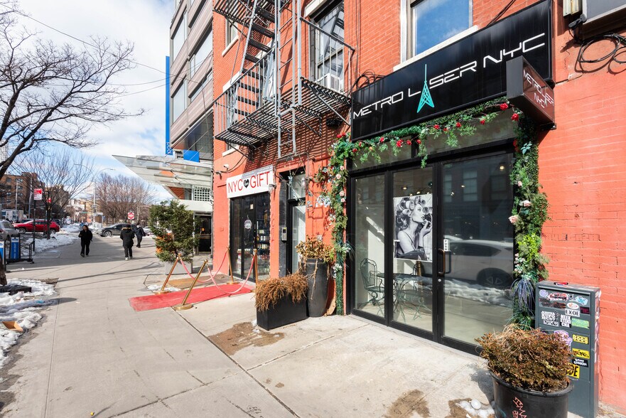 More Photos Of 251-253 Metropolitan Ave, Brooklyn Apartments For Lease