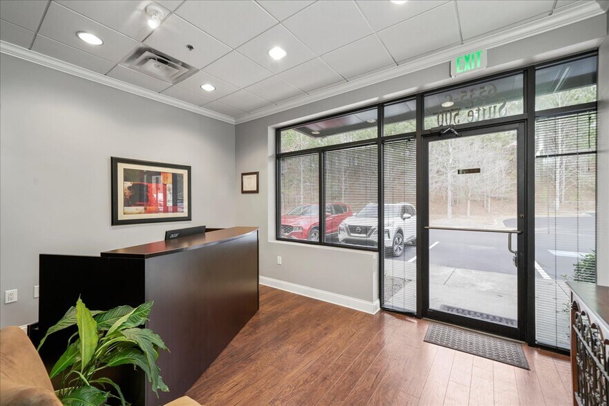 More Photos Of 6535 Shiloh Rd, Alpharetta Light Distribution For Sale