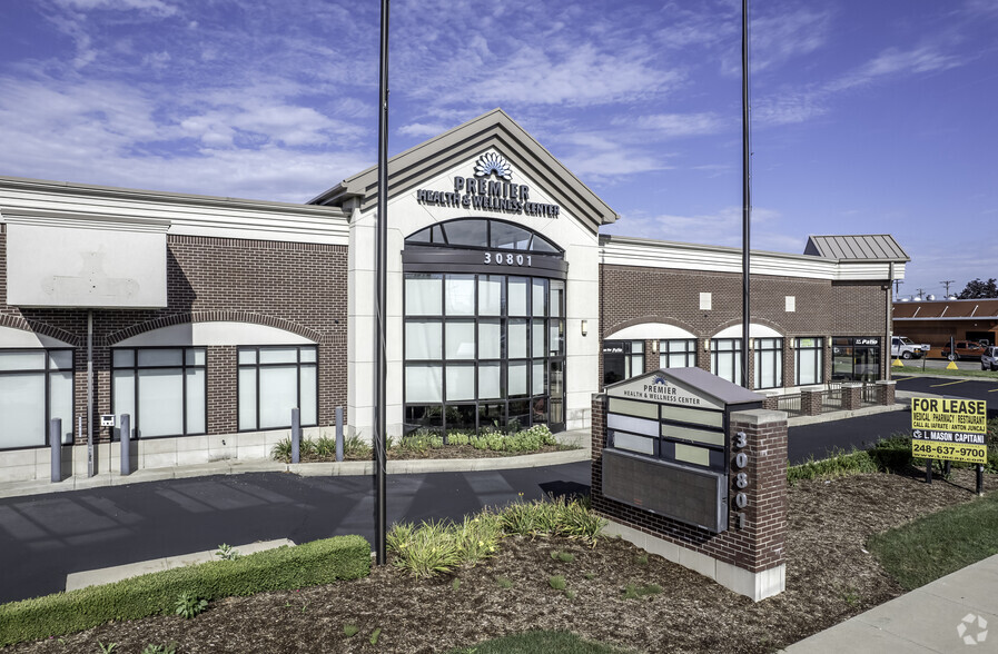 More Photos Of 30801 Schoenherr Rd, Warren Storefront Retail Office For Lease