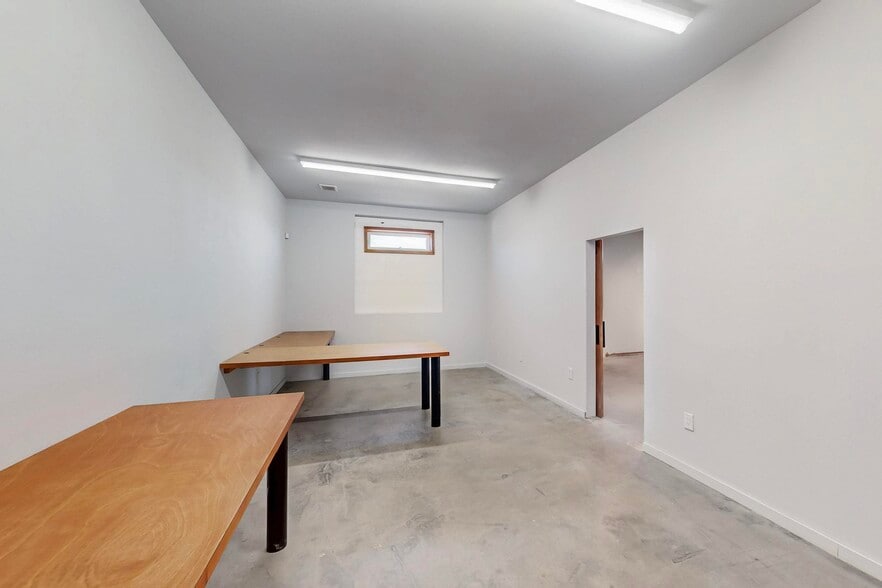 More Photos Of 314 El Pueblo Rd NW, Albuquerque Warehouse For Lease