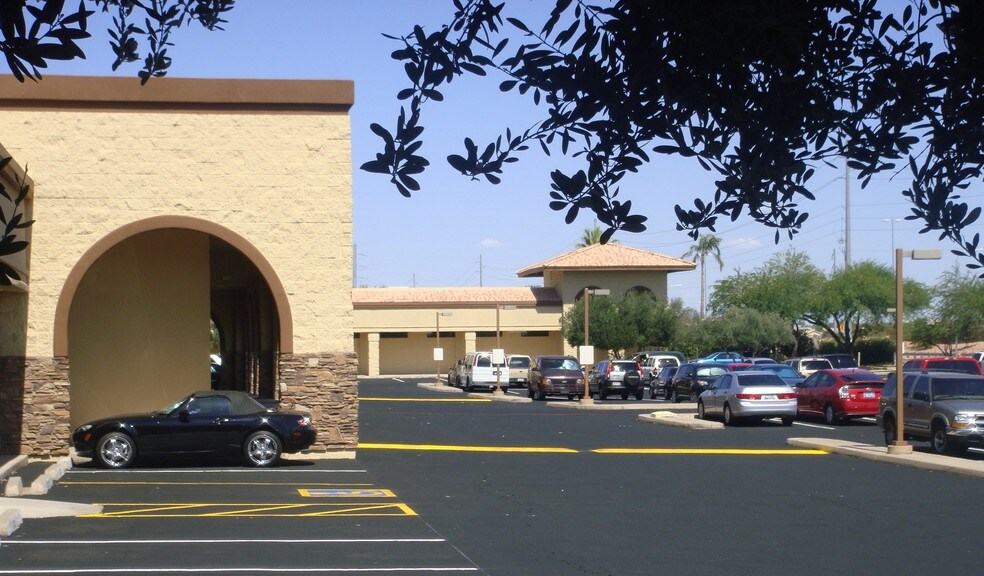More Photos Of 7400 W Olive Ave, Peoria Office For Lease