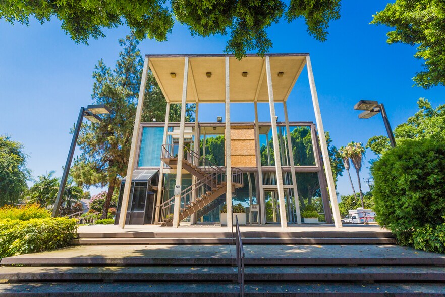 More Photos Of 41 E Live Oak Ave, Arcadia Storefront Retail Office For Sale