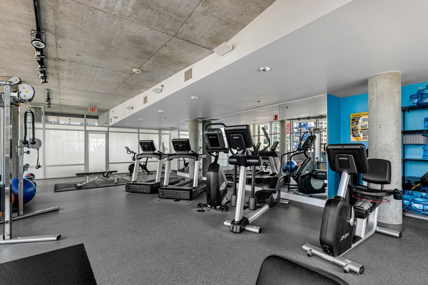 More Photos Of 845 Spring St NW, Atlanta Apartments For Sale