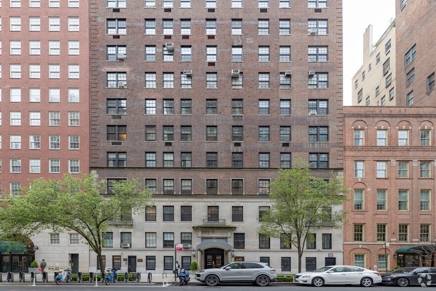 More Photos Of 44-50 E 72nd St, New York Apartments For Lease