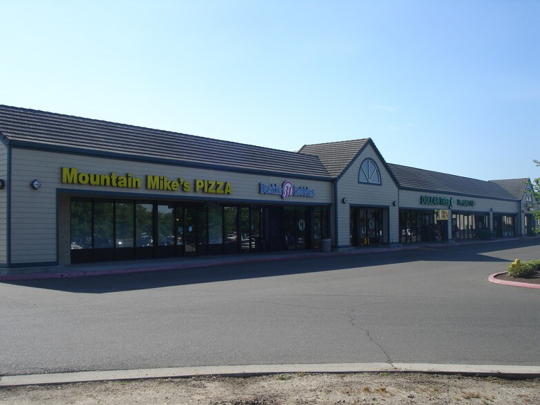 More Photos Of 111 S Maag Ave, Oakdale Freestanding For Lease