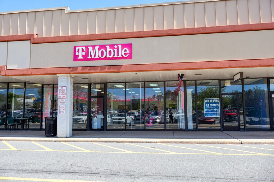 More Photos Of 1615-1665 N Atherton St, State College Unknown For Lease