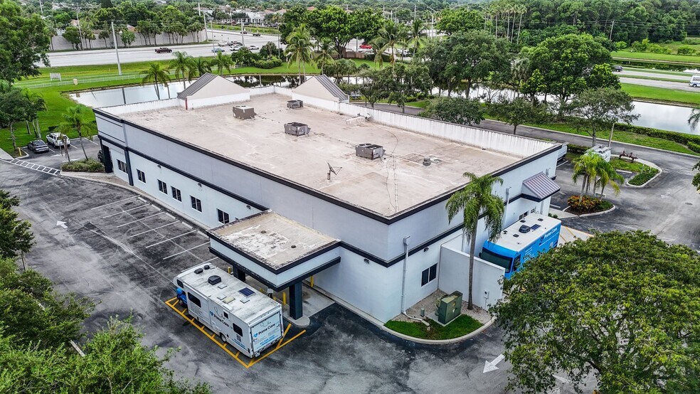 More Photos Of 10055 Yamato Rd, Boca Raton Medical For Sale