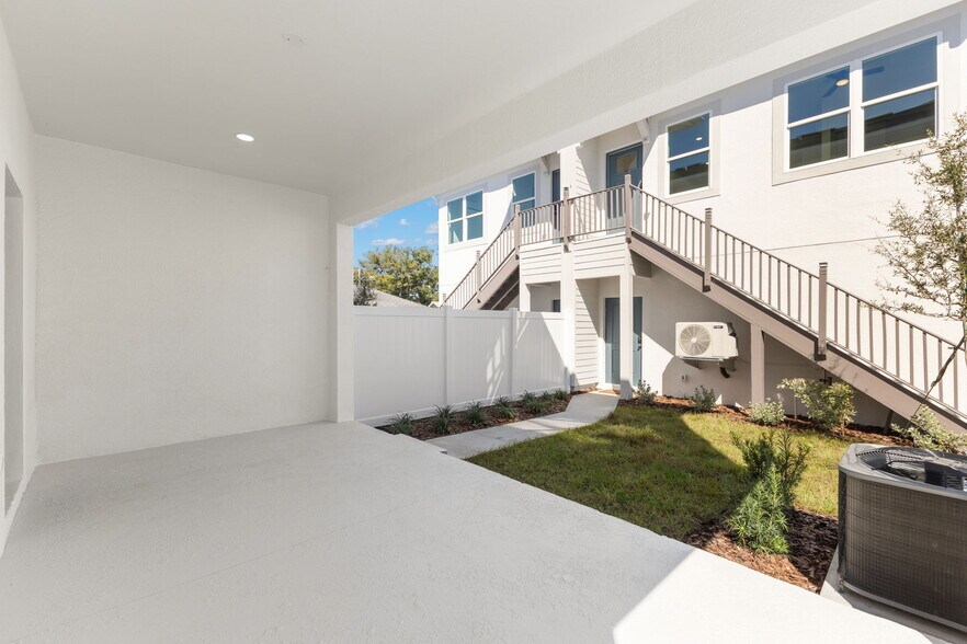 More Photos Of 2525 13th Ave N, Saint Petersburg Multifamily For Sale