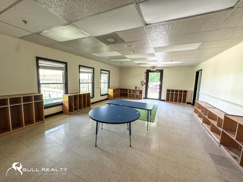 More Photos Of 2721 Highway 138 E, Jonesboro Daycare Center For Lease