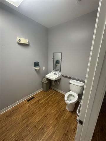 More Photos Of 201 Pleasant Valley Rd, Franklin Medical For Sale