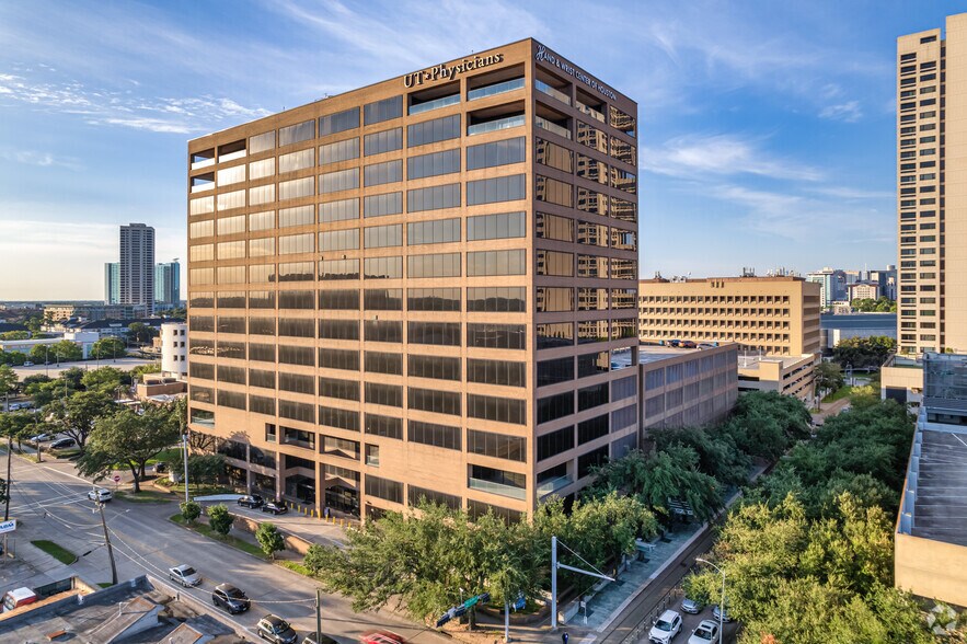 More Photos Of 1200 Binz St, Houston Medical For Lease
