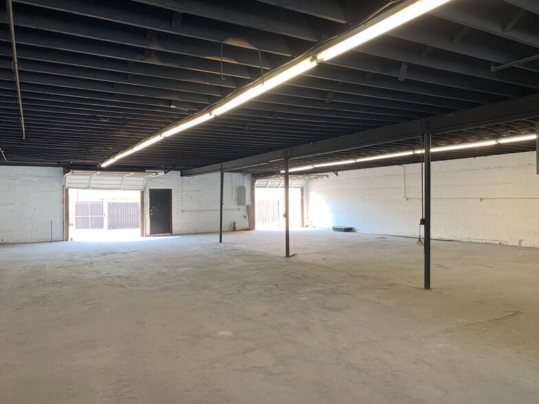 More Photos Of 5710-5712 S Central Ave, Chicago Warehouse For Sale