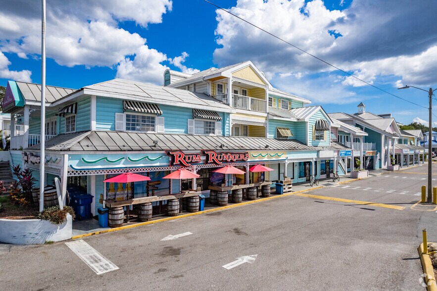 More Photos Of , Palm Harbor General Retail For Lease