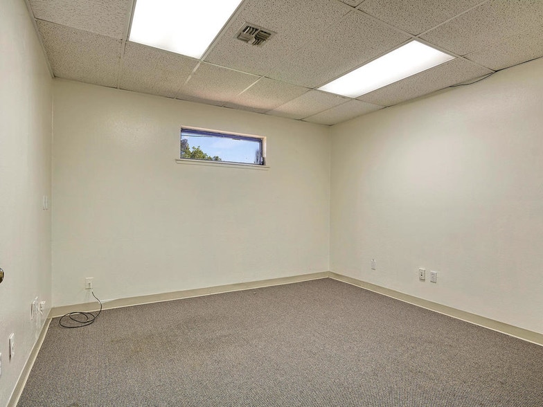 More Photos Of 701 N Hercules Ave, Clearwater Medical For Lease