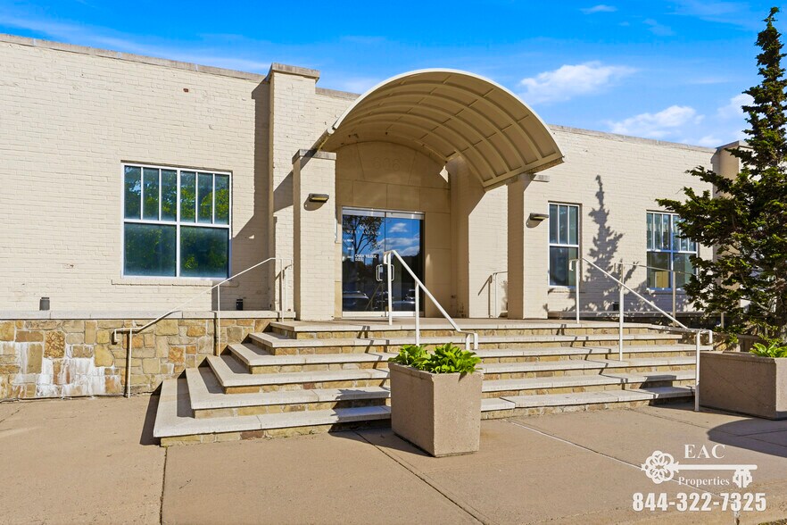 More Photos Of 606-612 West Ave, Norwalk Office For Lease