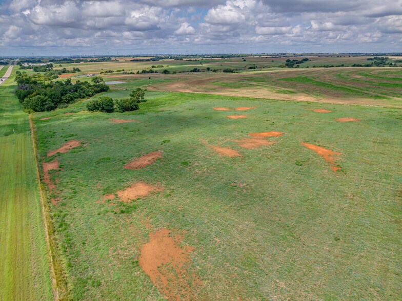 More Photos Of Northwest Expy, Yukon Land For Sale