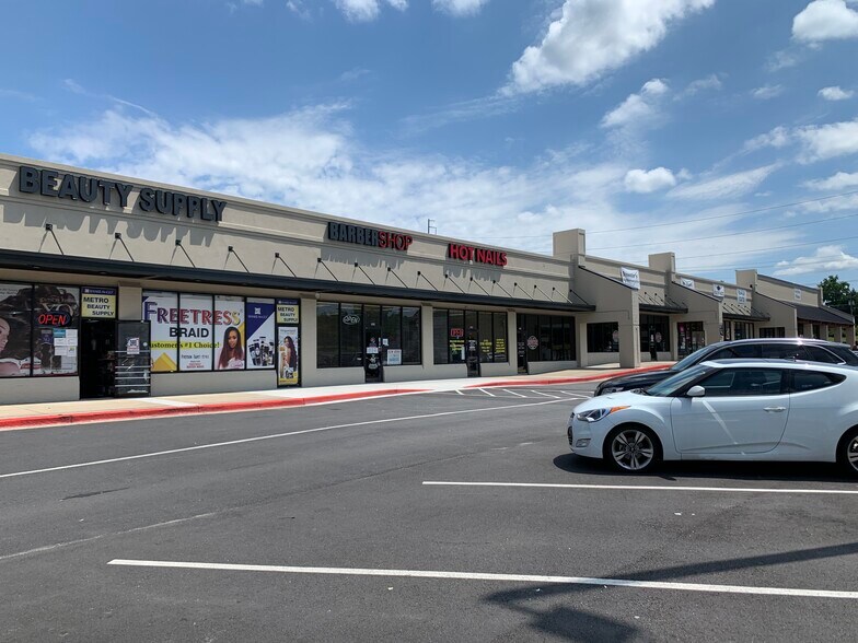 More Photos Of 3595 Canton Rd, Marietta Unknown For Lease