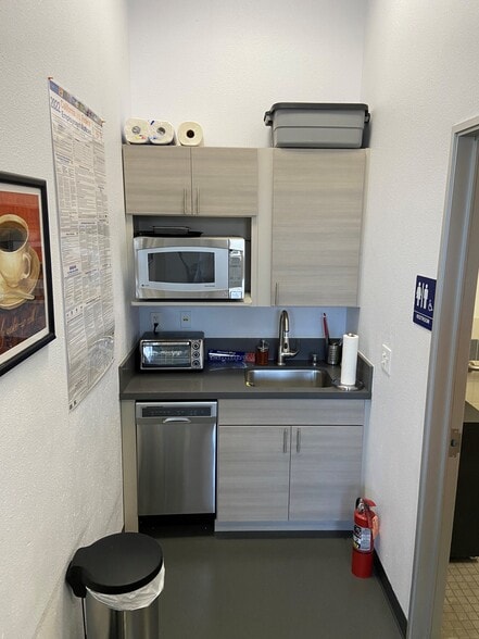 More Photos Of 2261 Harbor Bay Pky, Alameda Research And Development For Sale