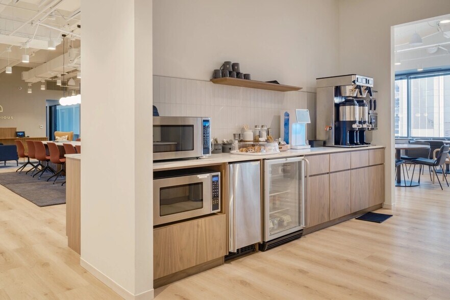 More Photos Of 301 Congress Ave, Austin Coworking Space