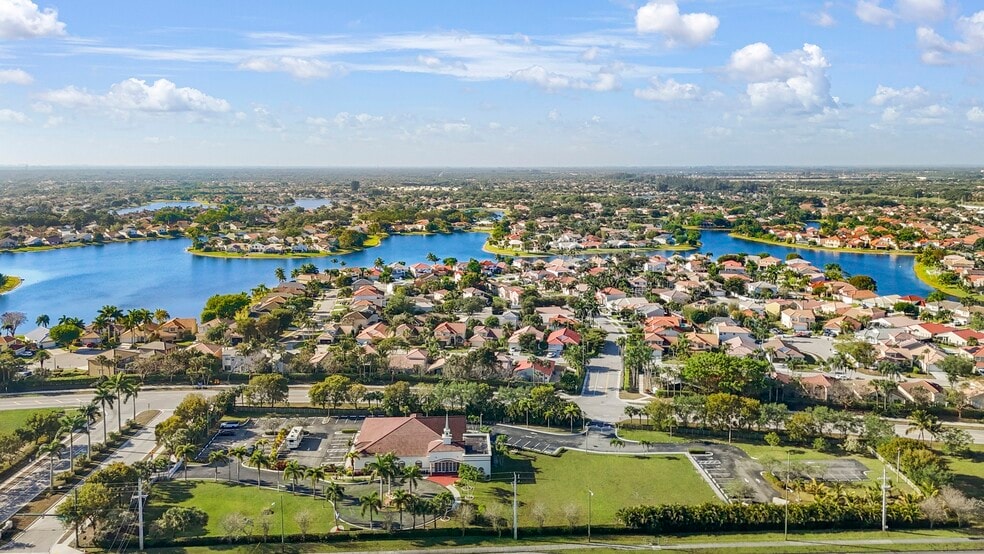 More Photos Of 7025 Summerville Ter, Lake Worth Religious Facility For Sale