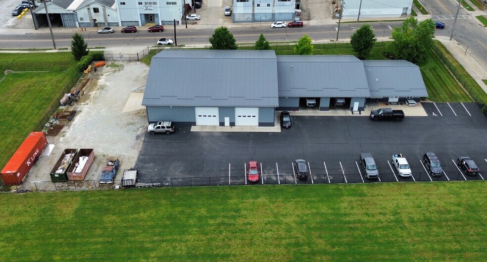 More Photos Of 1601 Sheridan Ave, Springfield Warehouse For Sale
