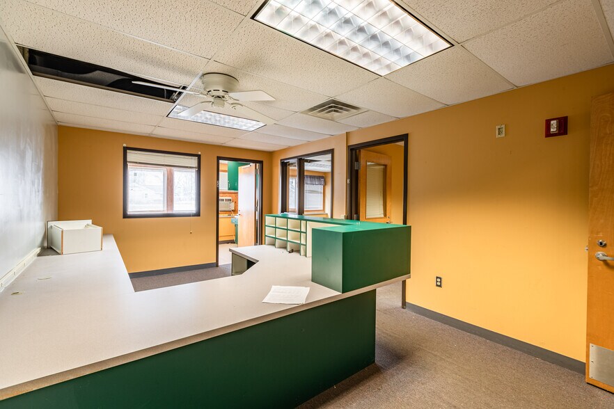 More Photos Of W7908 County Road Z, Onalaska Manufacturing For Sale