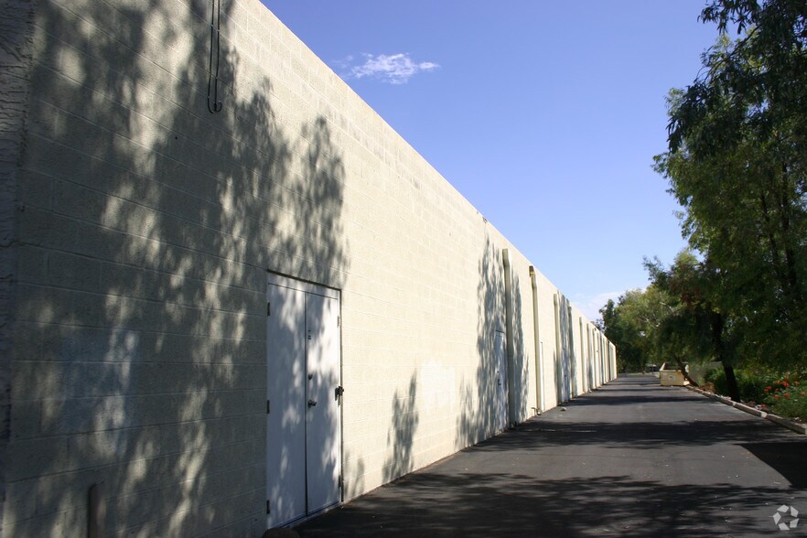 More Photos Of 590 N Alma School Rd, Chandler General Retail For Sale