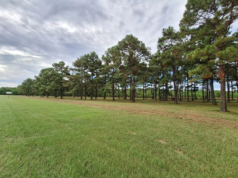 More Photos Of 515 Ulrich Ln, Crosby Manufactured Housing Mobile Home Park For Sale