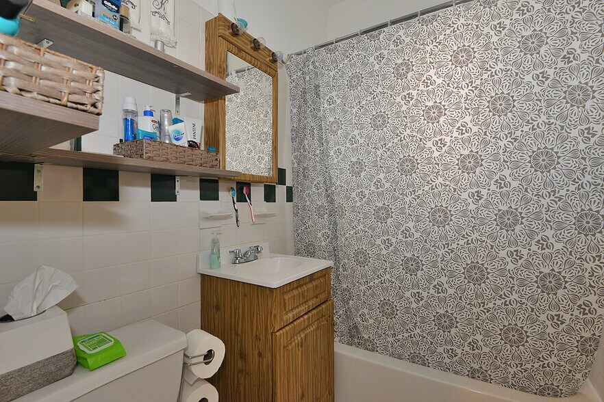 More Photos Of 40-12 67th St, Woodside Apartments For Sale