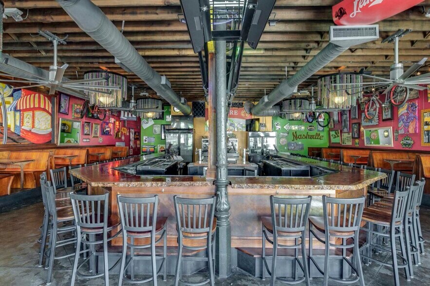 More Photos Of 1016 Woodland St, Nashville Restaurant For Lease