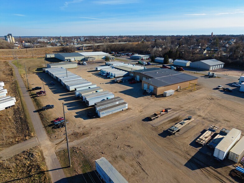 More Photos Of 926 N Front St, New Ulm Industrial For Sale