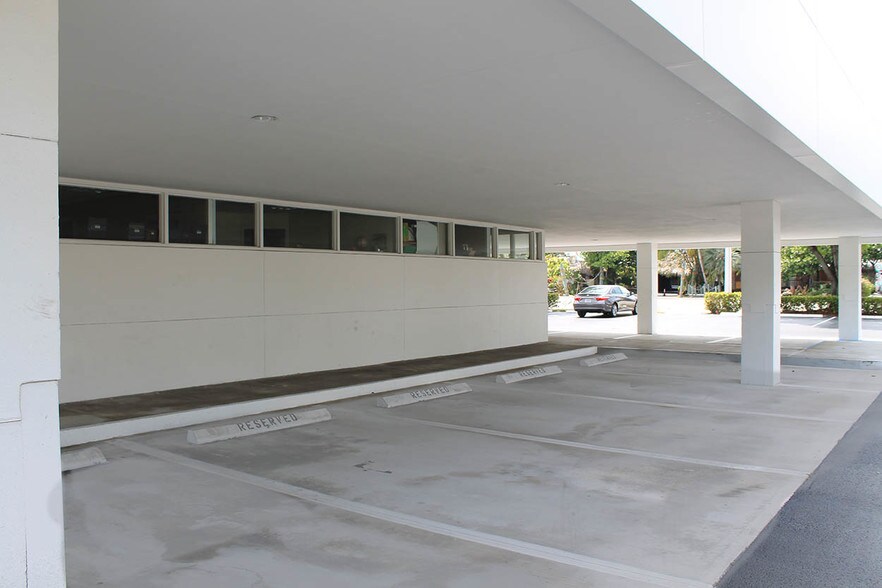 More Photos Of 3696 N Federal Hwy, Fort Lauderdale Office For Lease