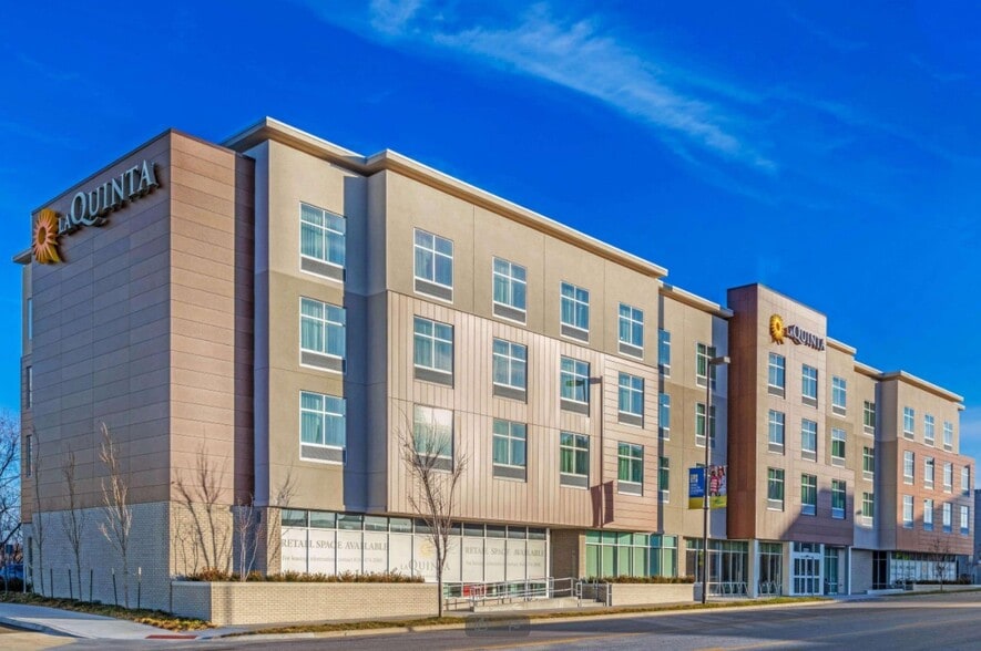 More Photos Of 2321 Troost Ave, Kansas City Hotel For Lease