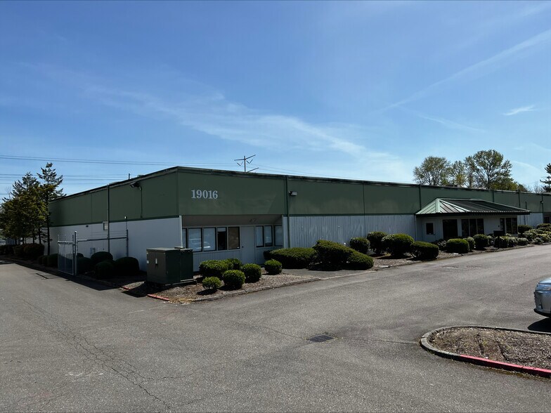 More Photos Of 19016 72nd Ave S, Kent Warehouse For Sale