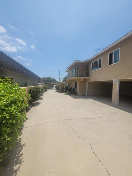More Photos Of 4215 Hartle Ave, Cudahy Multifamily For Sale