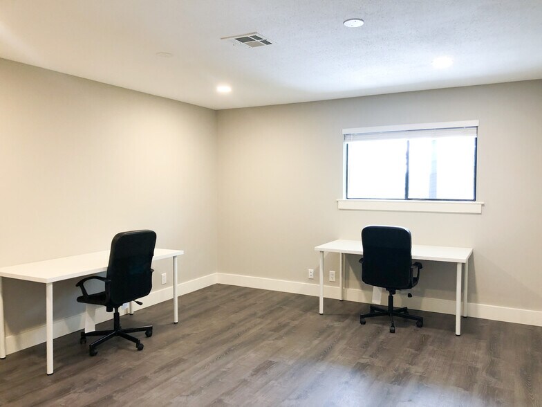 More Photos Of 9410 Anderson Mill Rd, Austin Loft Creative Space For Lease