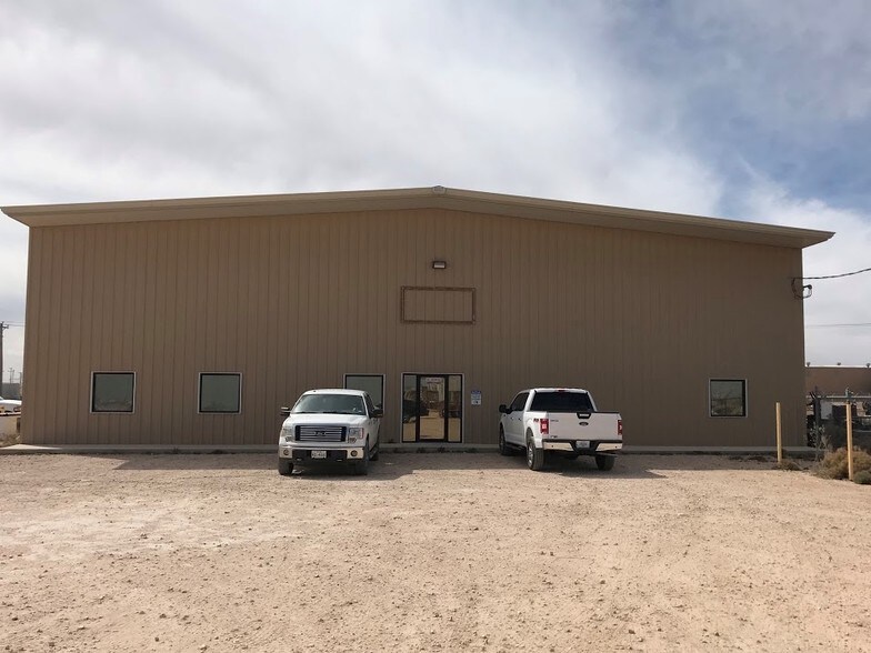 Primary Photo Of 250 Solo Rd, Odessa Warehouse For Lease