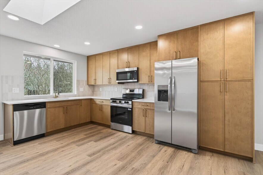 More Photos Of 11 Sun Crest Ln, Cathlamet Multifamily For Sale