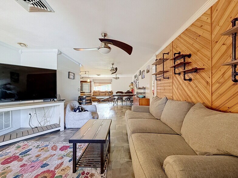 More Photos Of 7813 Leo Kidd Ave, Port Richey Flex For Sale