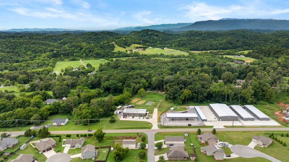 More Photos Of 2253 Boyds Creek Hwy, Sevierville Flex For Sale