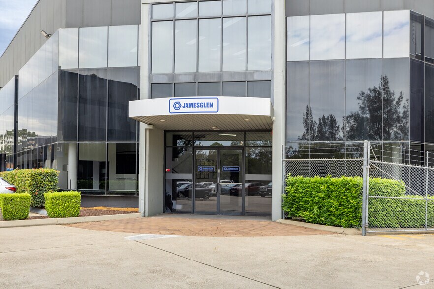 More Photos Of 10-16 South St, RYDALMERE Light Distribution For Lease