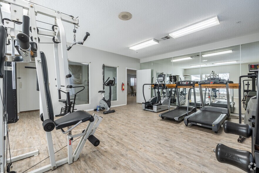 More Photos Of 5816 Covington Hwy, Decatur Apartments For Sale
