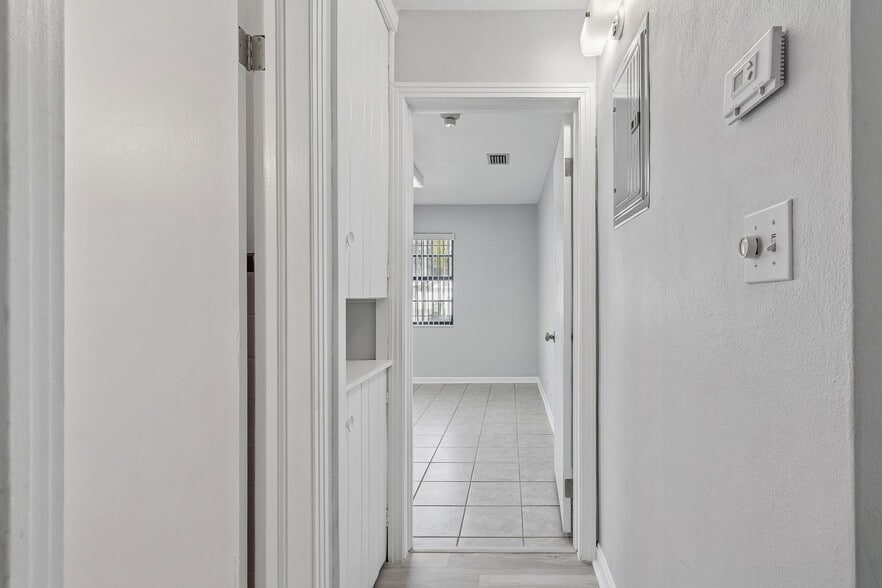 More Photos Of 1408 W Linebaugh Ave, Tampa Office Residential For Sale